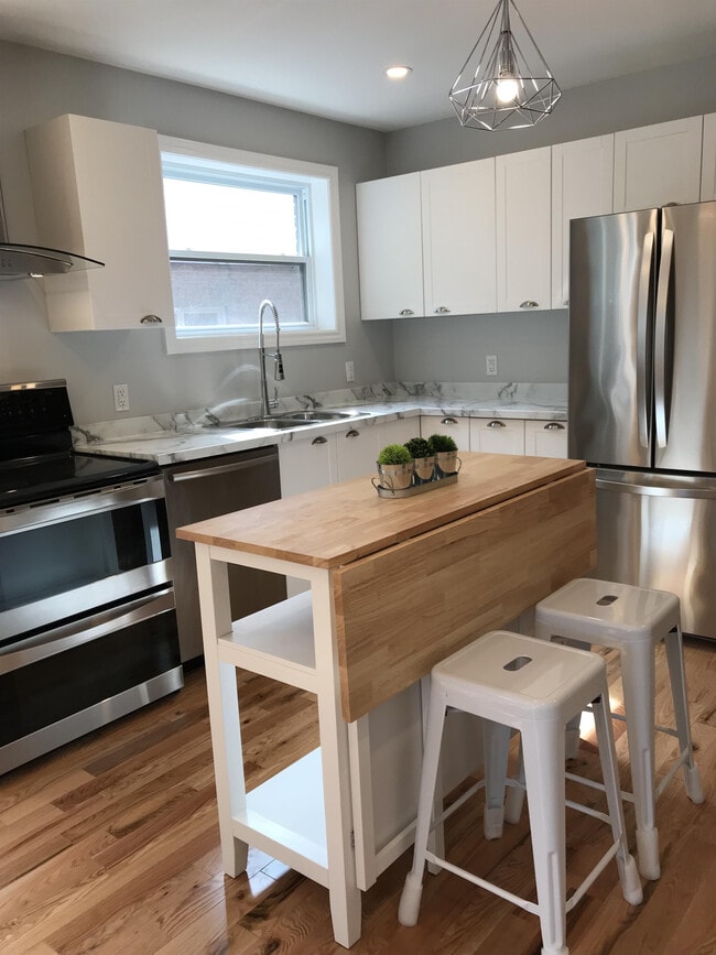 Photo du bâtiment - 442-442 McLeod St