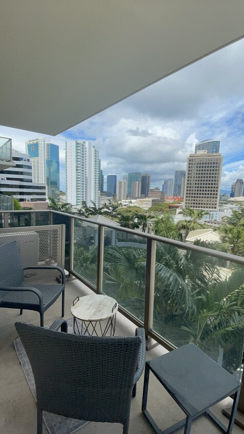 Foto del edificio - 1388 Kapiolani Blvd