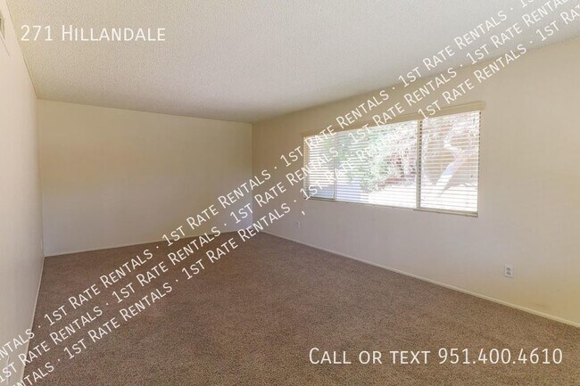 Building Photo - Single Story POOL home!