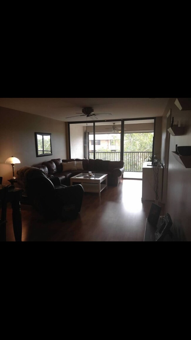 Foto del edificio - 8592 W Sunrise Blvd