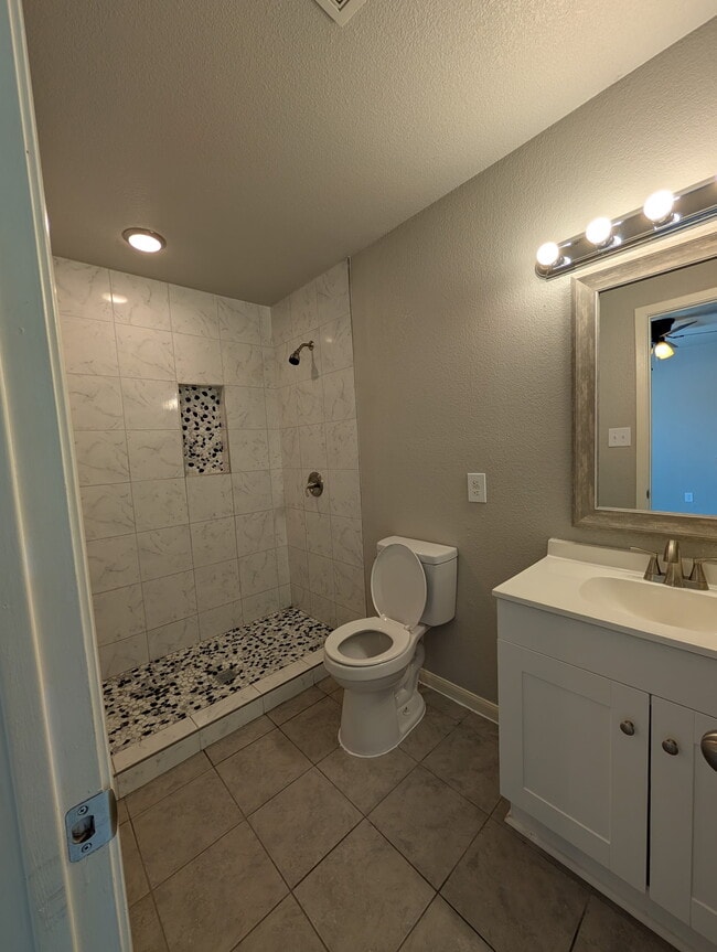 Master Bathroom - 2700 N FM 113
