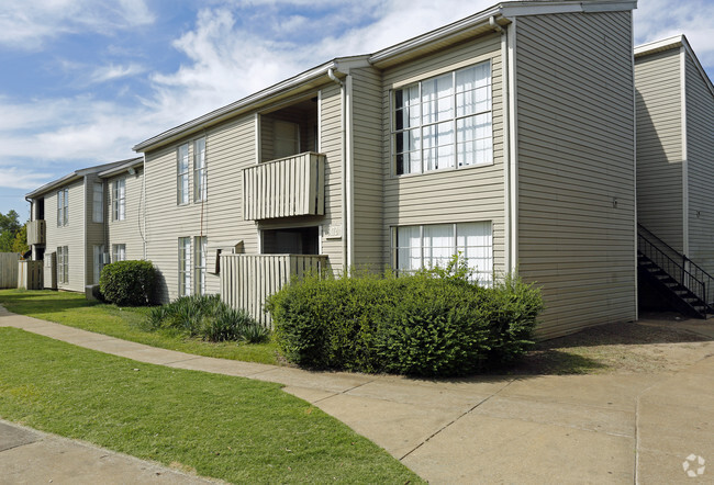 Primary Photo - Cedar Mill Apartments & Townhouses