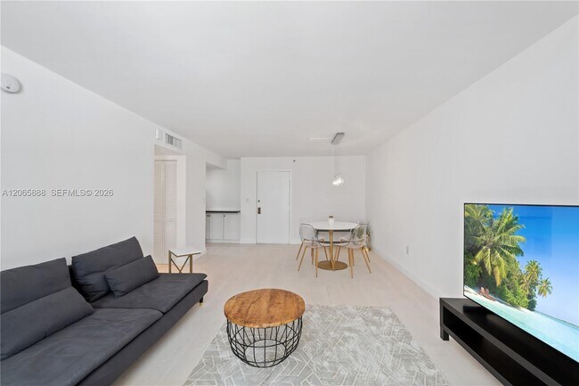 Foto del edificio - 1621 Collins Ave