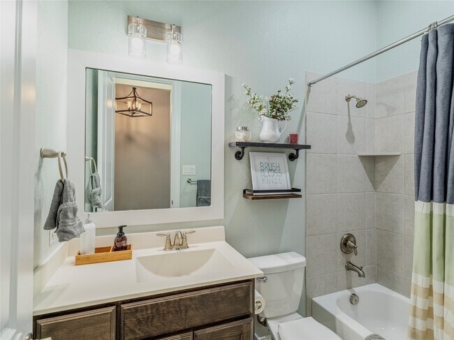 Building Photo - 10923 Texas Rose Dr