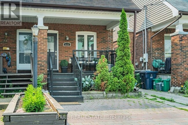 Building Photo - 615 Milverton Blvd