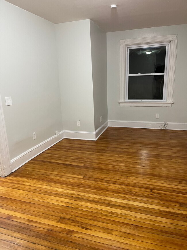3rd Bedroom - 19 Greenwood Hill St
