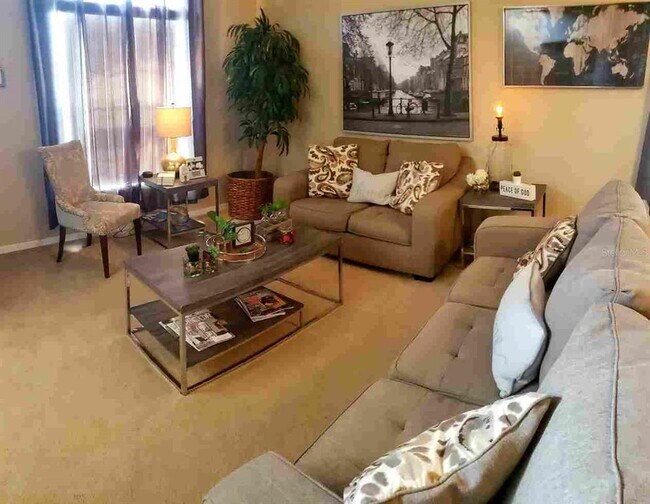 Foto del edificio - 712 Brayton Ln
