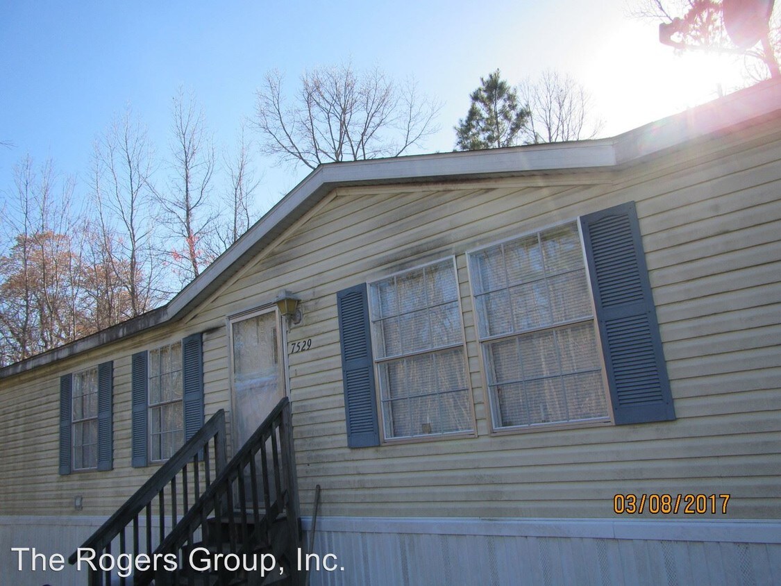 Foto principal - 7529 Cornwall Rd