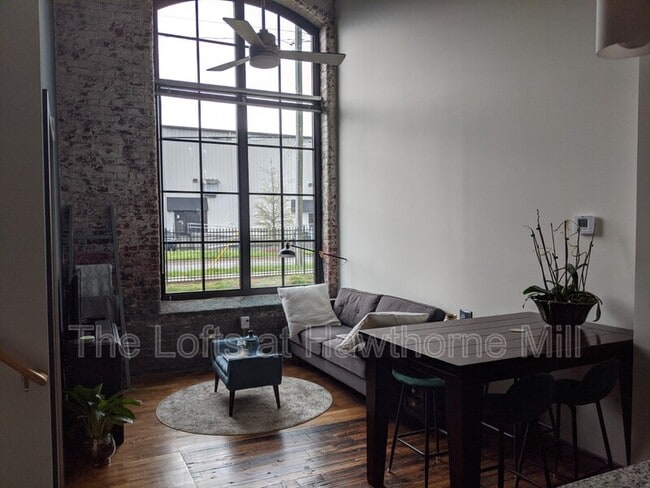 Interior Photo - The Lofts at Hawthorne Mill