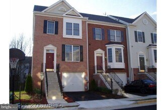 Building Photo - 7574 Great Swan Ct
