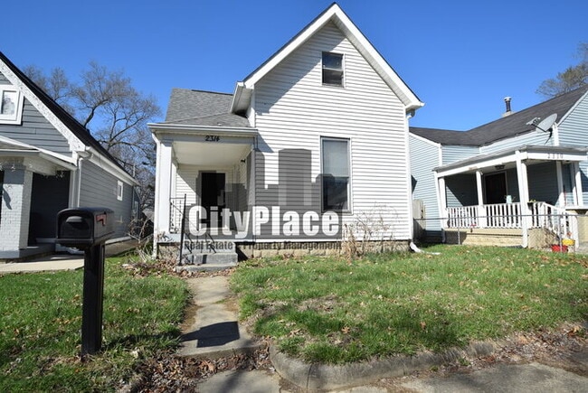 Photo - 2314 Union St House