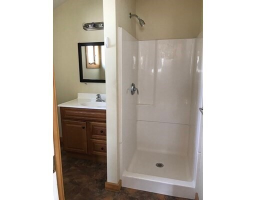 Building Photo - 13 Elm Park