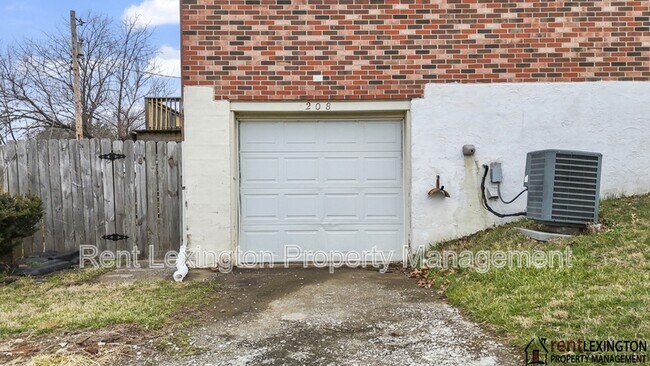 Foto del edificio - 208 Grayson Ct