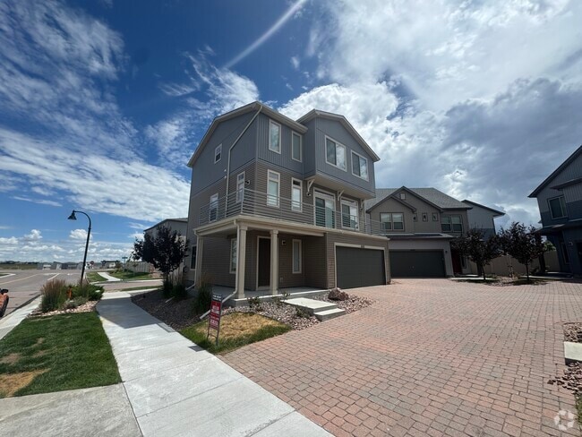 Building Photo - 6153 Callan Dr