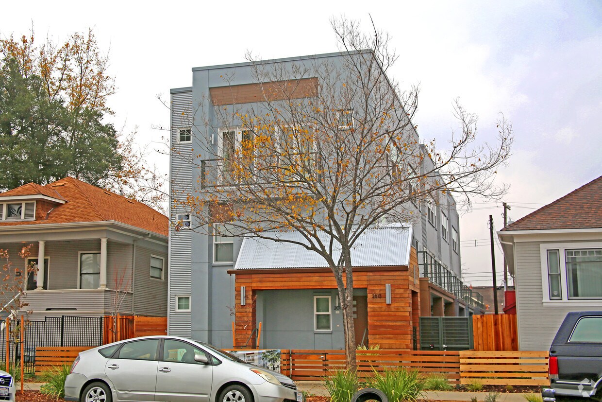 Winn Park Lofts Apartments Sacramento, CA