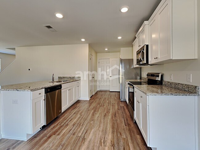 Foto del edificio - 1321 John Swann St