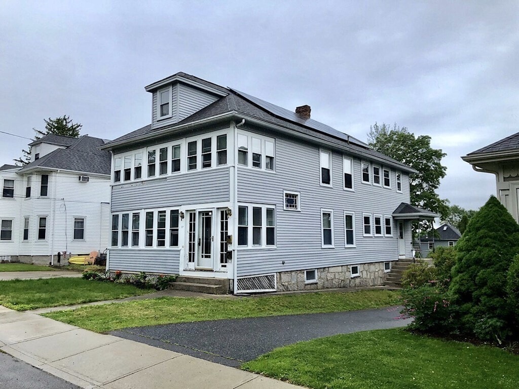 27 Emmons St Unit 1, Milford, MA 01757 Room for Rent in Milford, MA