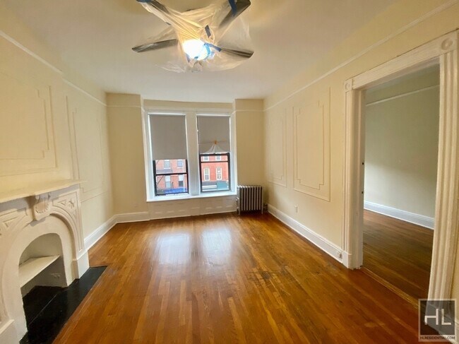 Building Photo - 414A 7 AVENUE