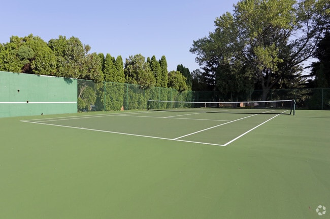 Tennis Court - Homewood Manor