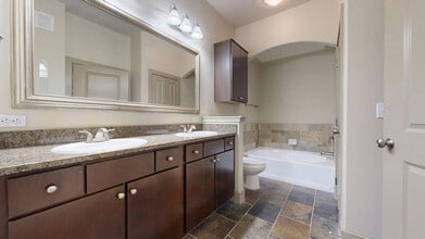 Interior Photo - Domain Brewers Hill