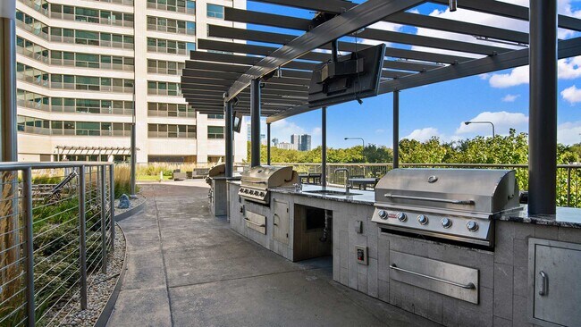 Foto del edificio - 1335 S Michigan Ave