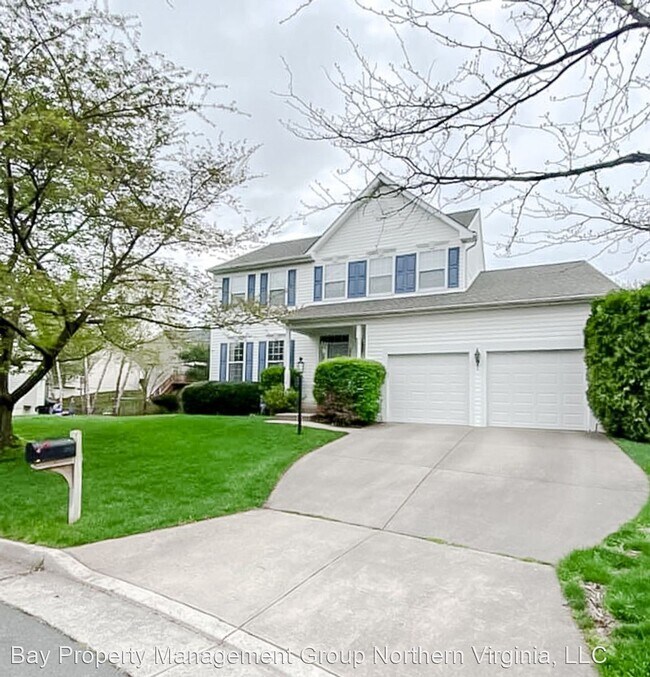 Foto del edificio - 5 br, 3.5 bath House - 20789 Rainsboro Dr