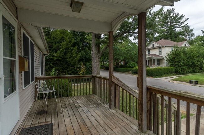 Photo - 505 S Highland Apartment