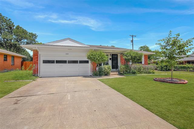 Building Photo - 1422 Flamingo Ln