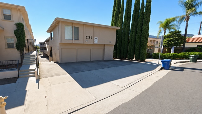Building Photo - 2266 Del Mar