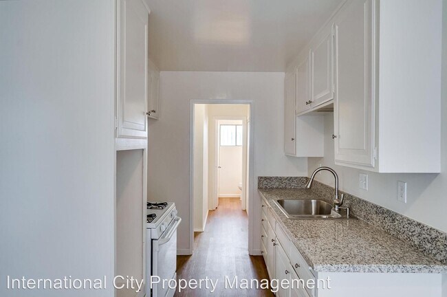 Foto del edificio - 6351 Linden Ave