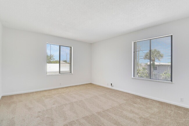 Foto del edificio - 150 Pineview Rd