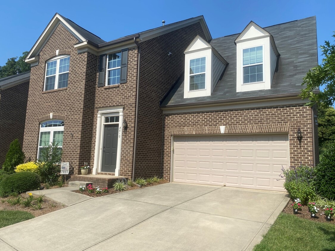 3510 Park South Station Blvd, Charlotte, NC 28210 Townhome Rentals in