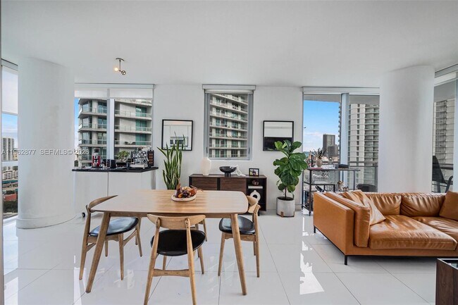 Foto del edificio - 92 SW 3rd St