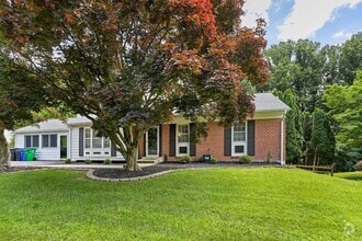 Building Photo - 3820 Palmetto Ct