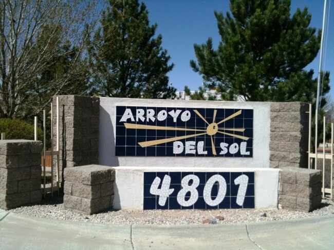 Foto del edificio - 4801 Irving Blvd NW