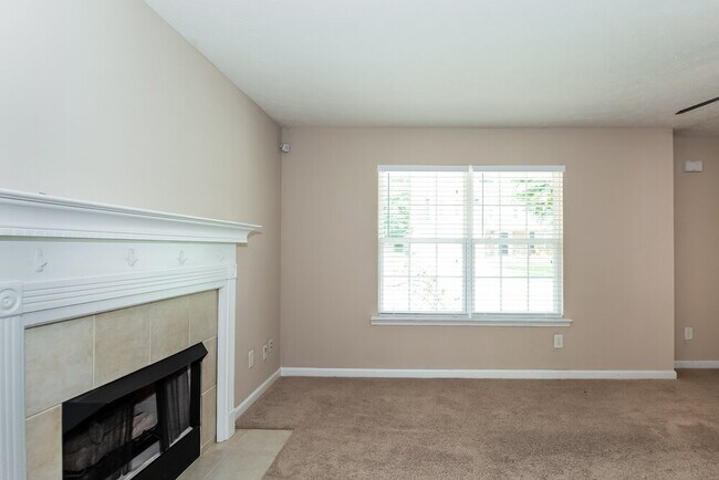 Building Photo - 1405 Stephens Pond View