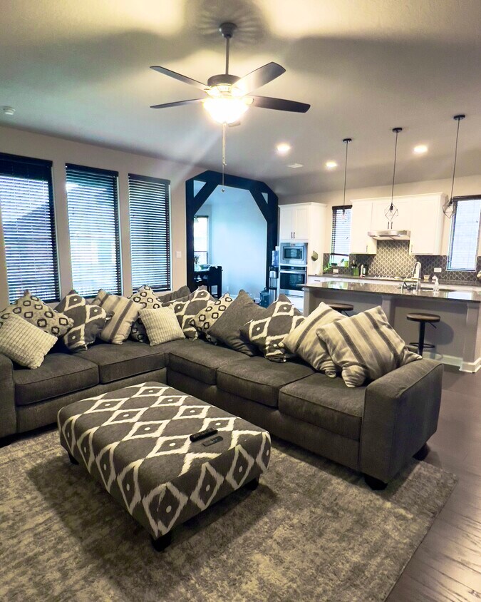 526 Allegro Edge, Spring Branch, TX 78070 House Rental in Spring