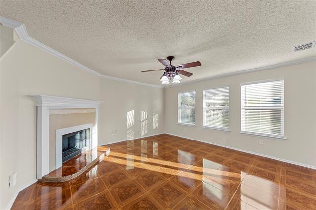 Foto del edificio - 1428 Thornhill Ln