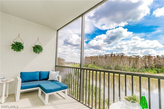 Foto del edificio - 6058 National Blvd