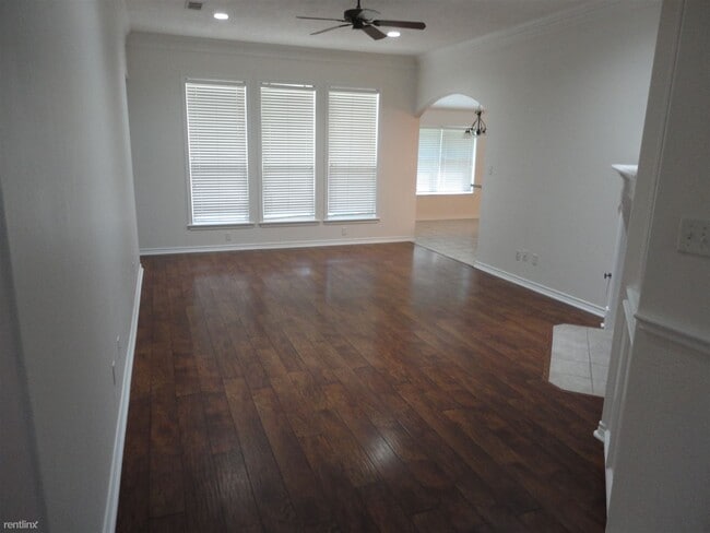 Building Photo - 3 br, 2 bath House - 4216 Camber Ct