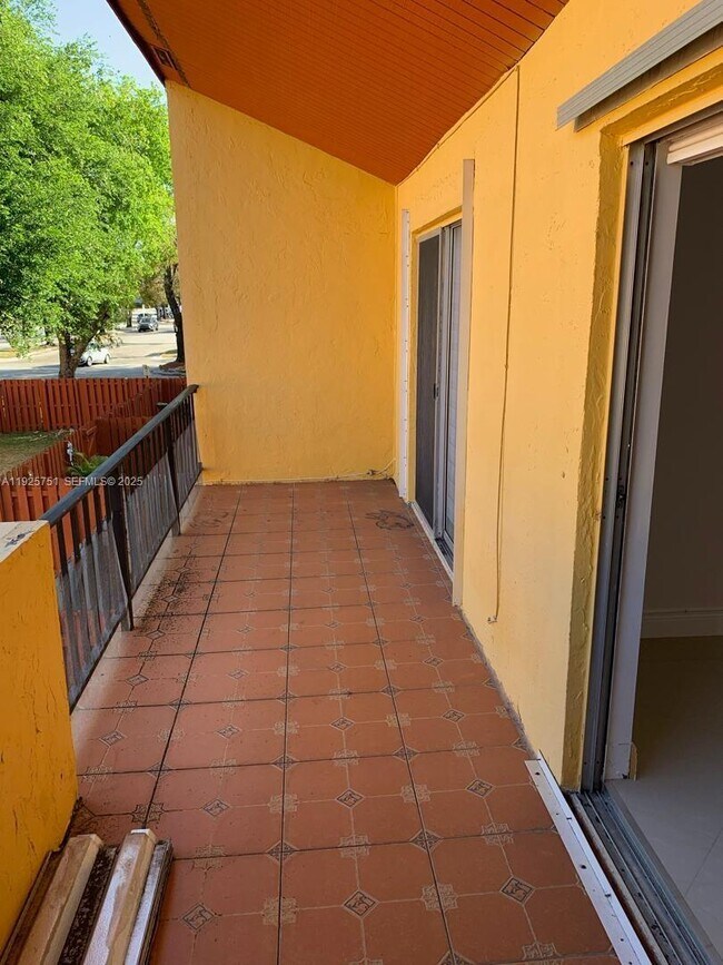 Foto del edificio - 13761 SW 84th St