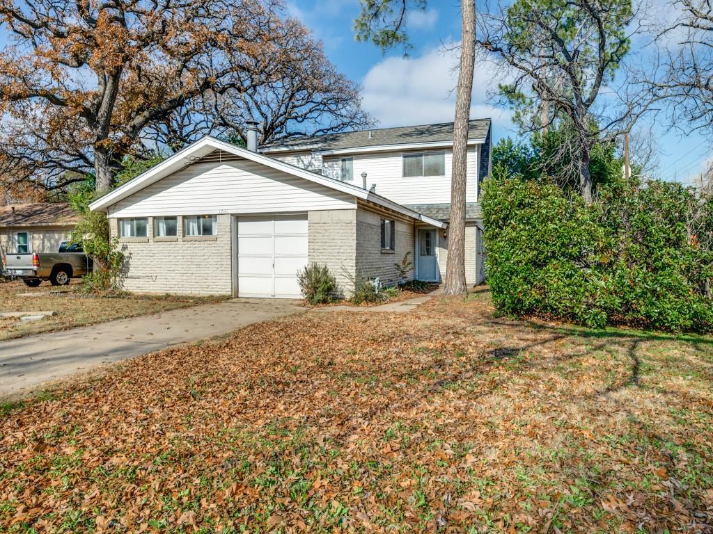 Primary Photo - 1701 Chip-N-Dale Dr