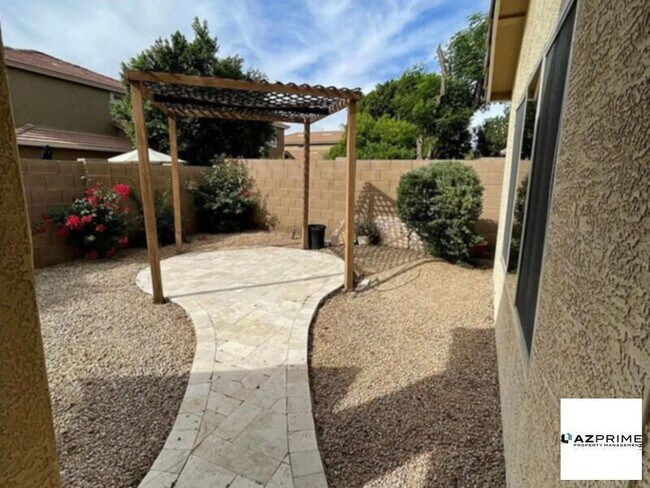 Foto del edificio - Beautiful home for you