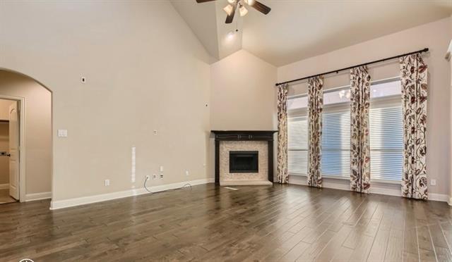 Building Photo - 12716 Forest Glen Ln