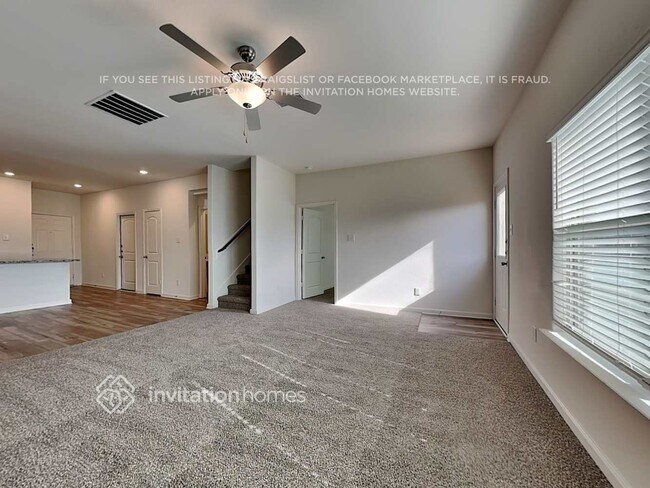 Building Photo - 3043 Chico Dr