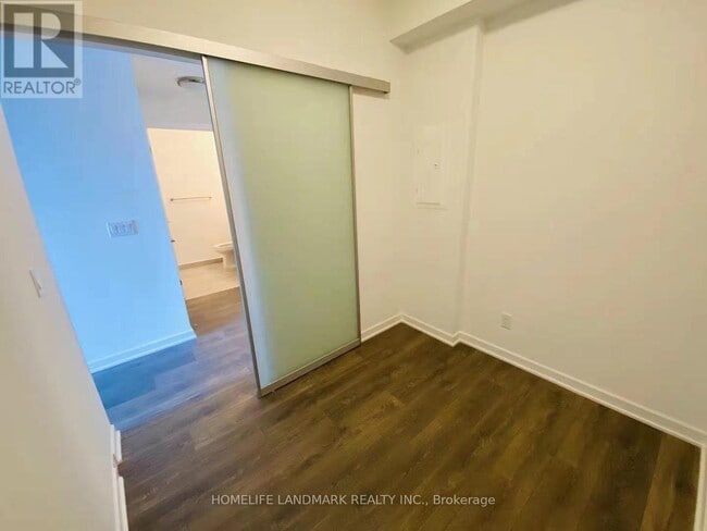 Building Photo - 38 Forest Manor Rd