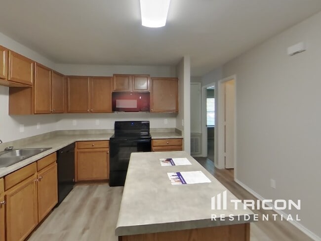 Foto del edificio - 10607 Shaencrest