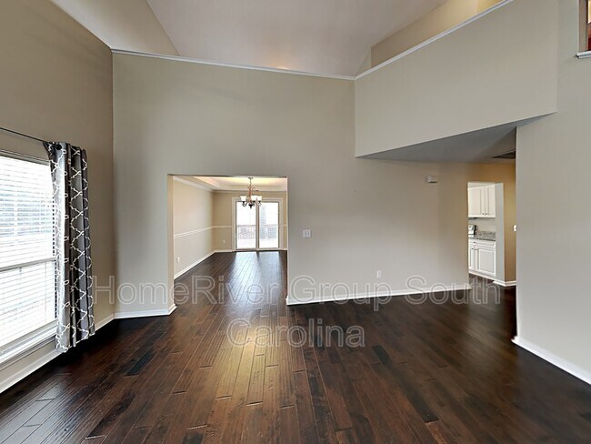 Building Photo - 10 W Way Ln