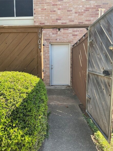 Photo - 8801 Hammerly Blvd Apartment