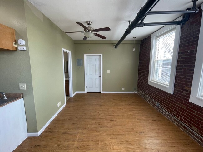 Interior Photo - Karlton Apartments